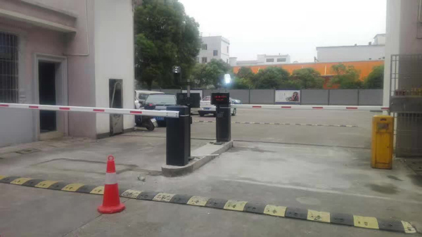 小区车牌自动识别系统